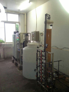 0.5噸去離子水設(shè)備